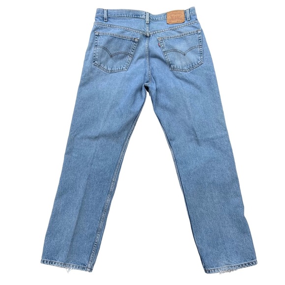 Vintage 1999 Levi’s 505 Regular Fit Straight Leg / Columbia Size Tag 38 X 32